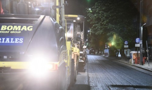 Renovación de infraestructura vial en La Plata: avanza la obra de repavimentación en la Avenida 7