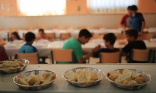 Viandas escolares: el Gobierno porteño licitó la comida a un precio menor de lo que paga hoy