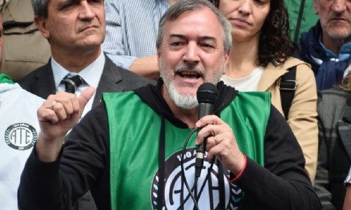 Tensión: Aguiar apuntó contra los gremios que “quieren poner en pausa la lucha”