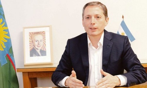 Gray afirmó que los argentinos que cobran aguinaldo lo usarán para pagar deudas