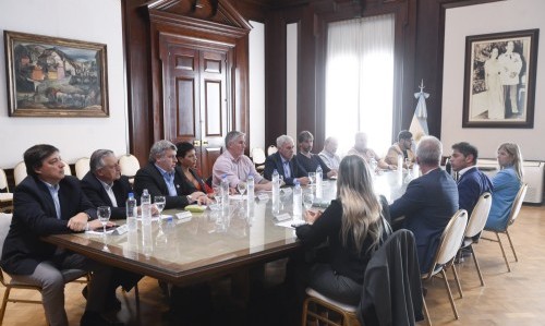 La Provincia firmó convenios para brindar financiamiento a emprendedores