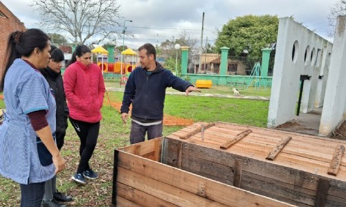 Oxbow Argentina Planta Copetro implementó un programa de compostaje en el Jardín 909 de Ensenada